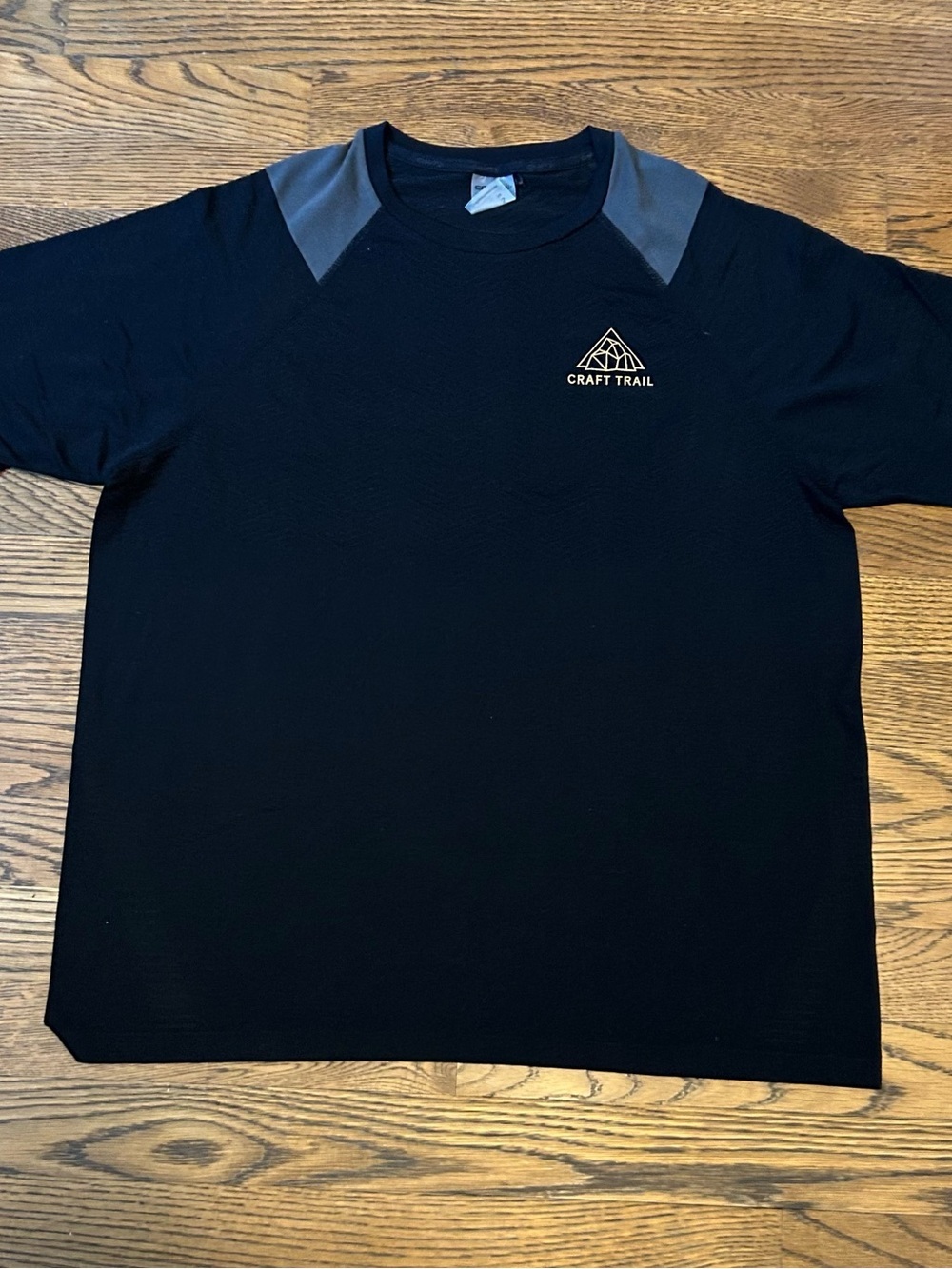 Craft Pro-Trail Black Short-Sleeve Performance Tee with Gray Shoulder Panels